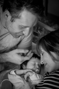 photographe bébé famille Paris tendresse