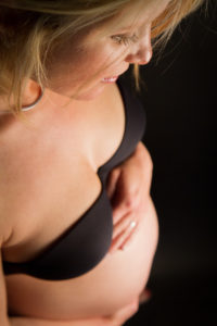 photographe grossesse normandie etretat portrait