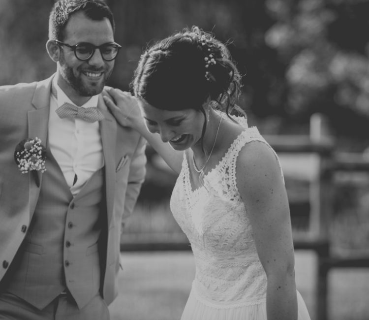 photographe de mariage en normandie à etretat photos de couple